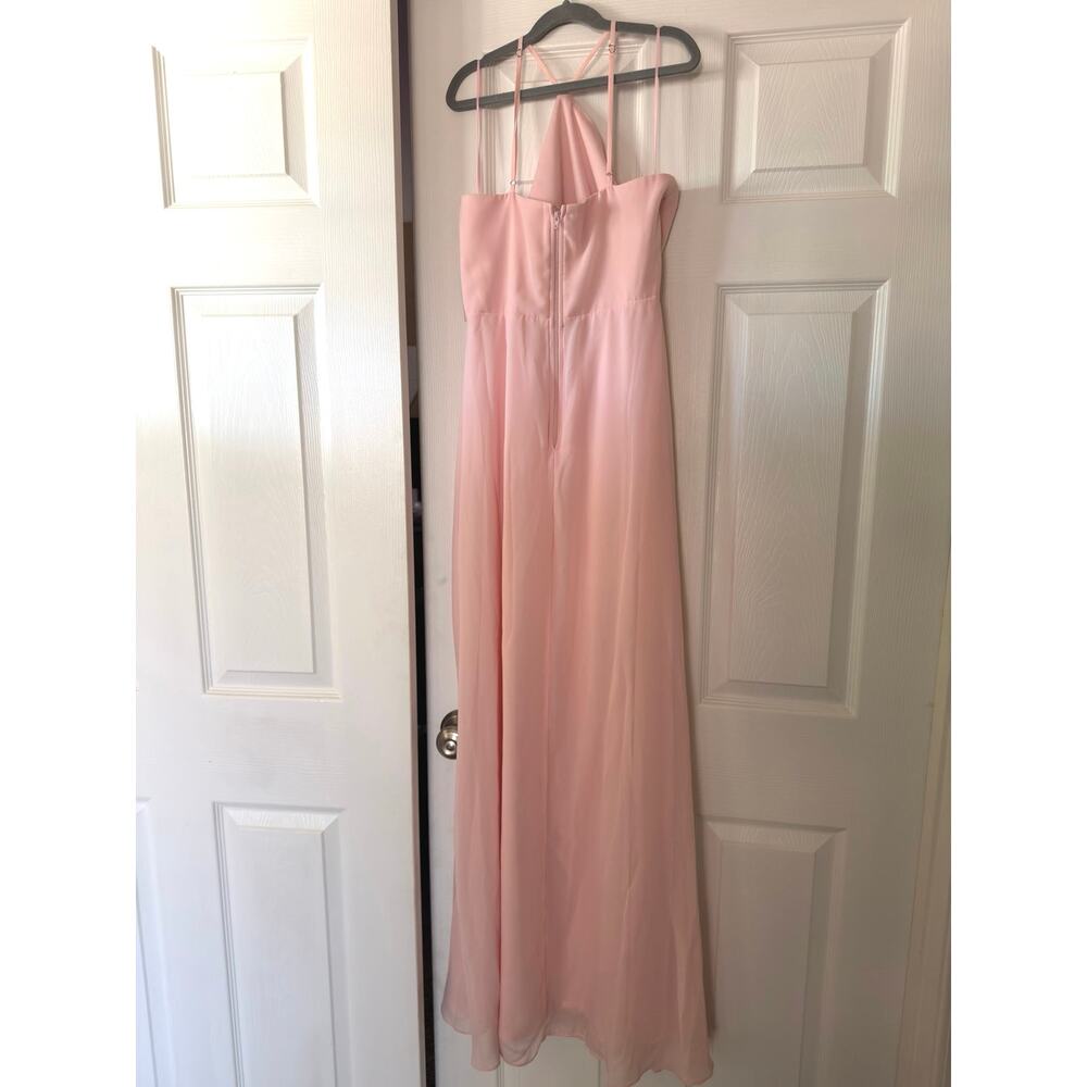 Clothing - Picture 4 of 7